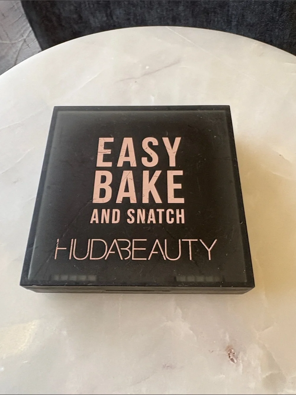 HUDA BEAUTY Easy Bake and Snatch Powder in POUND CAKE ✨NWOB✨